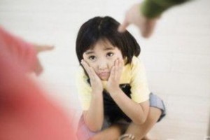 从5岁中国女孩责怪小熊“三心二意”讲起