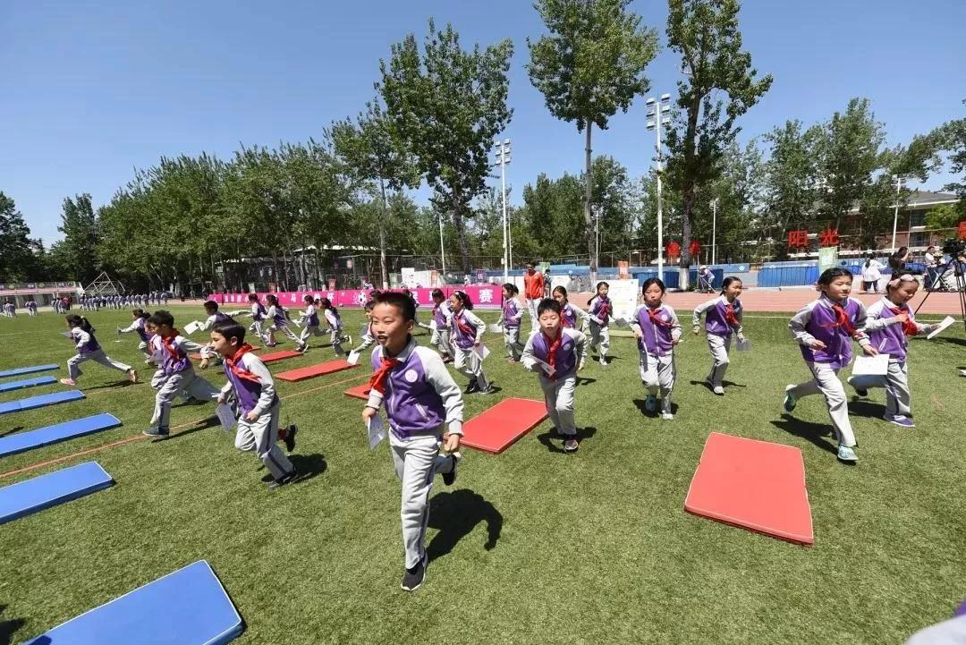 从清华附小每天一节体育课说起，唯有运动塑造孩子完整人格